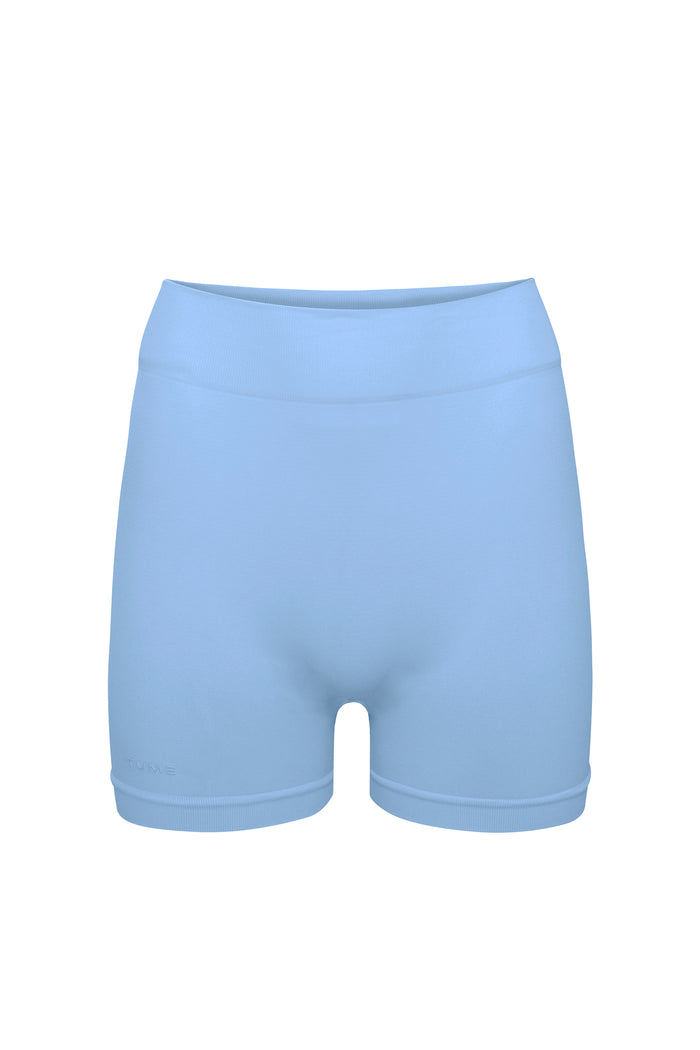 SeamlessFlow Mid Rise Scrunch Shorts