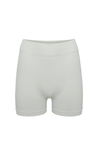 SeamlessFlow Mid Rise Scrunch Shorts