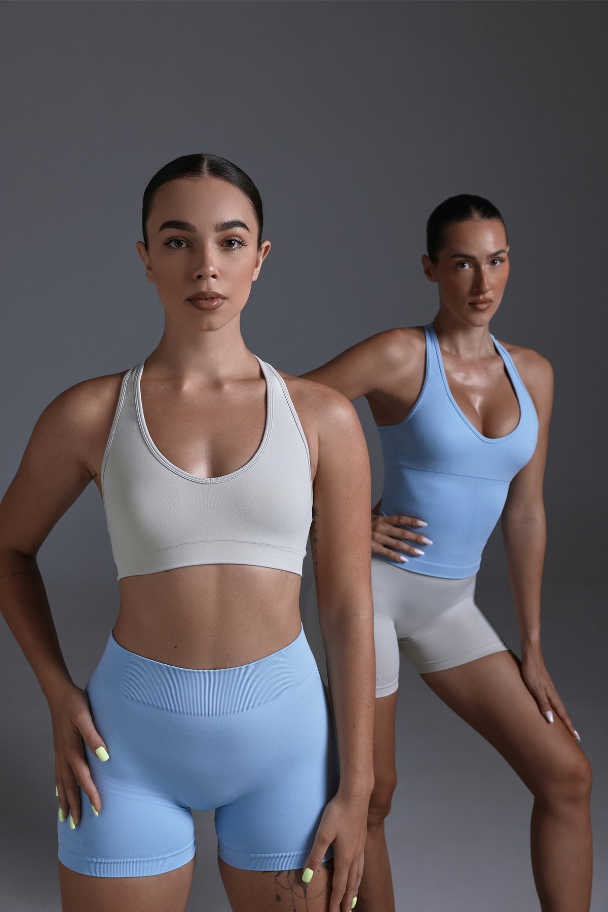 SeamlessFlow Mid Rise Scrunch Shorts