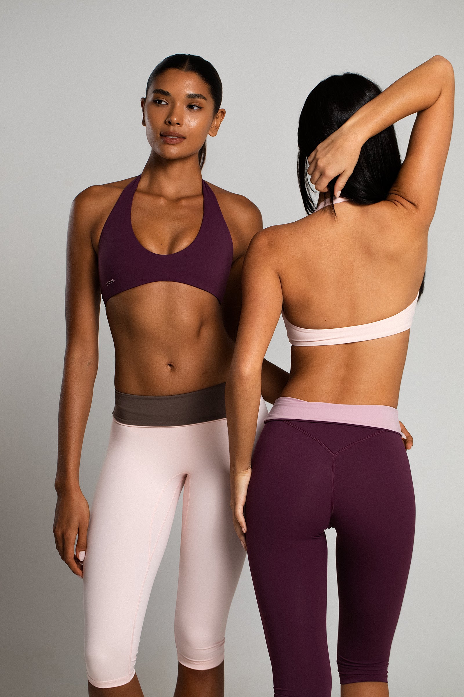 AirMotion Halterneck Sports Bra