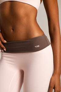 AirMotion Two tone Capri leggings