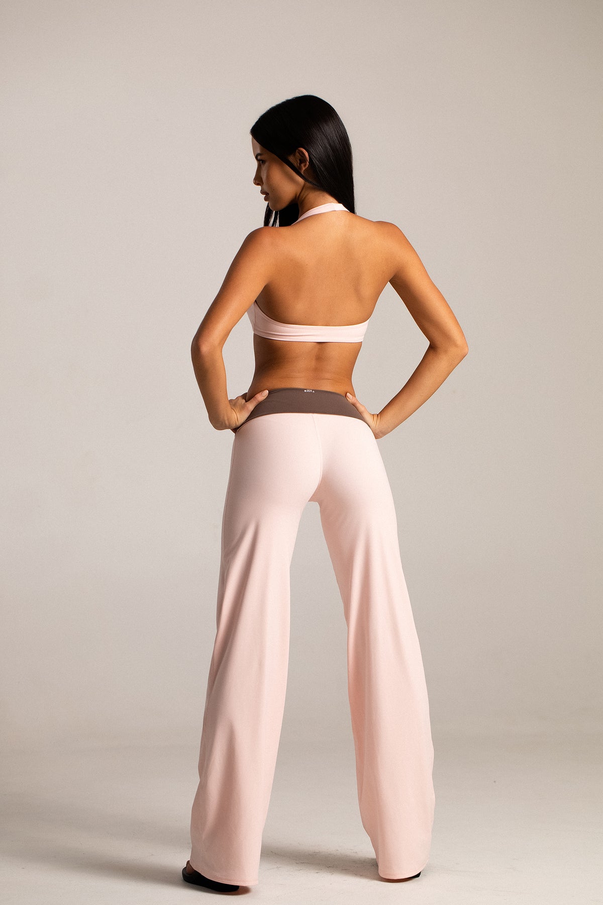 AirMotion Two tone straight legged