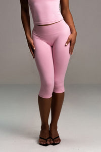 SeamlessUltimate High Rise Capri Leggings